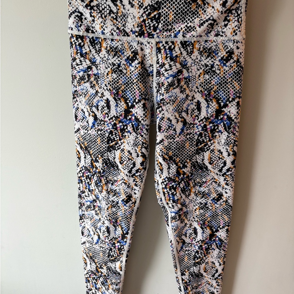 Women's Multicolor Snake Print Leggings